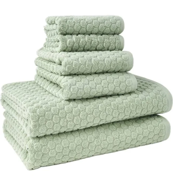 Drew Barrymore Beautiful Dot Bath Towel Set