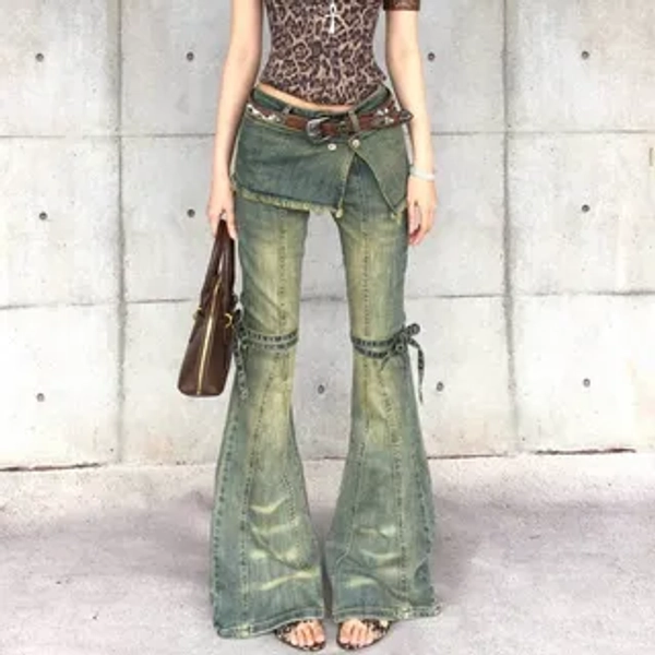 Mid Rise Overlay Washed Flared Jeans