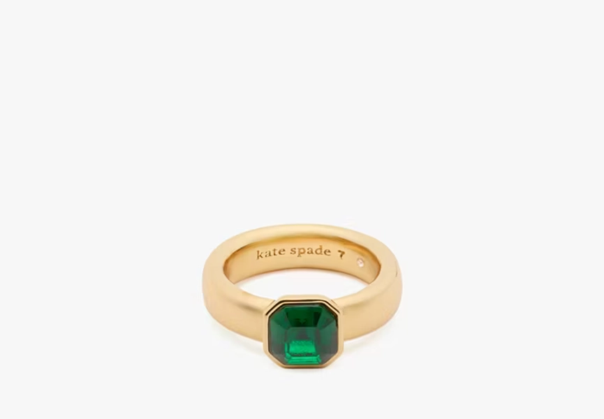 Emerald Keep Sparkling Asscher Ring