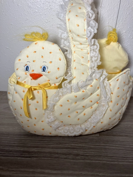 Vintage Child 1980’s Yellow Duck Easter Basket RUSS  Unisex Fabric W/ White Lace