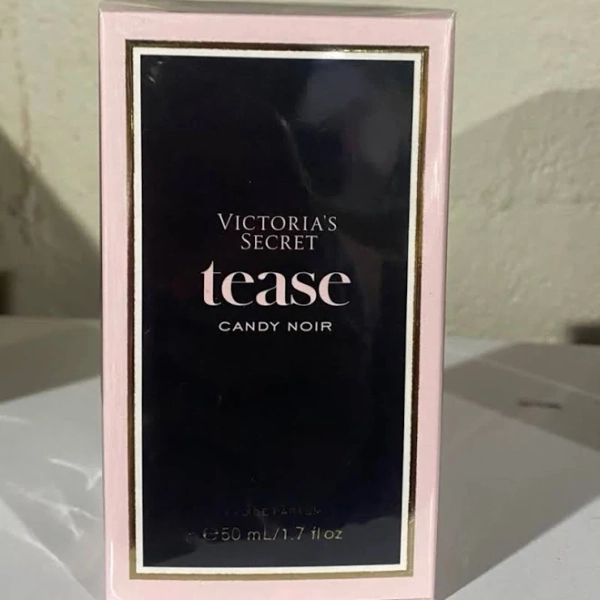 Victoria's Secret Candy Noir Eau De Parfum