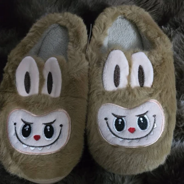 Nwt Adult Labubu Slippers | Color: Brown/White | Size: 7 | Latinalooking69's Closet