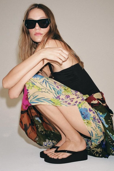 PLATFORM SANDALS