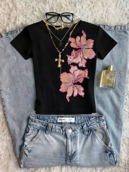 INAWLY Women's Sequin Floral Pattern Round Neck Short Sleeve Casual Cropped T-Shirt