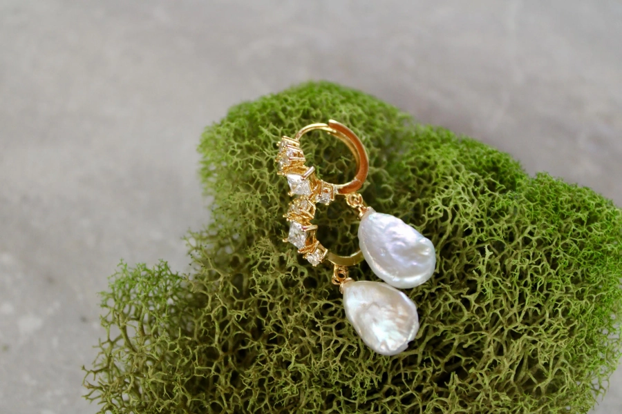 freshwater pearl gold huggie earring, statement earring, gift, gift for her