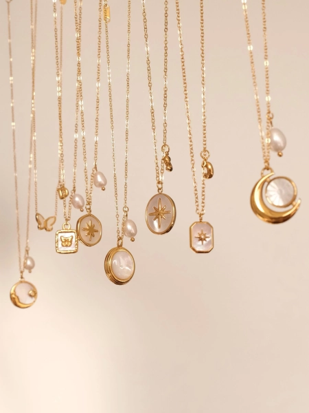 Gold mother of pearl pendant necklaces, 18k gold star necklace, waterproof tarnish resistant necklace, gold jewelery for women, gift for her