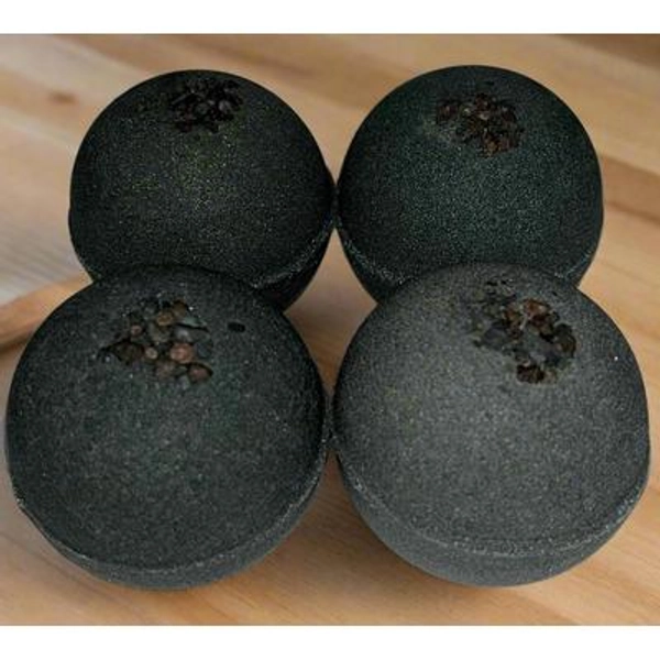 Blackout Bath Bomb