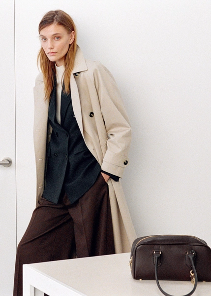 Small bowling bag with charm detail - Women | MANGO United Kingdom