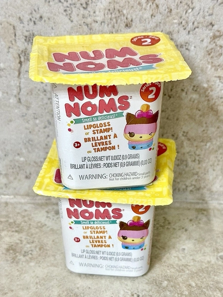 2x Num Noms Lipgloss or Stamp! Blindbag (Series 2)- NEW/SEALED
