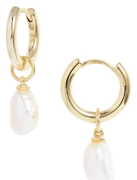 Kendra Scott Willa Pearl Huggie Earrings