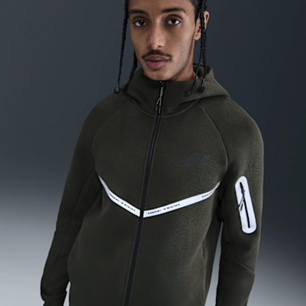 Nike Tech Men's Full-Zip Fleece Windrunner Jacket with Reflective Accents