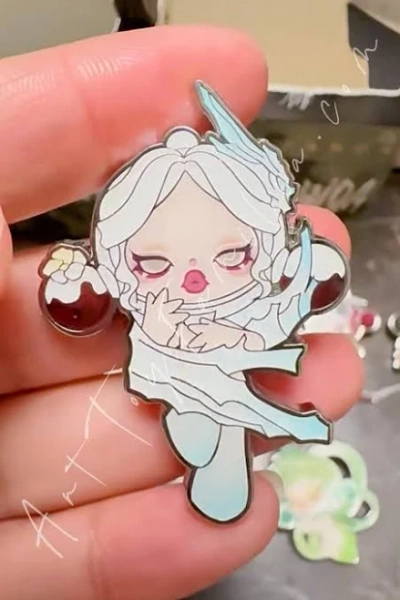 Pop Mart Skullpanda The Ink Plumblossom Series Badge The Snow