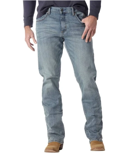 Wrangler Men's Retro Slim Fit Bootcut Jeans