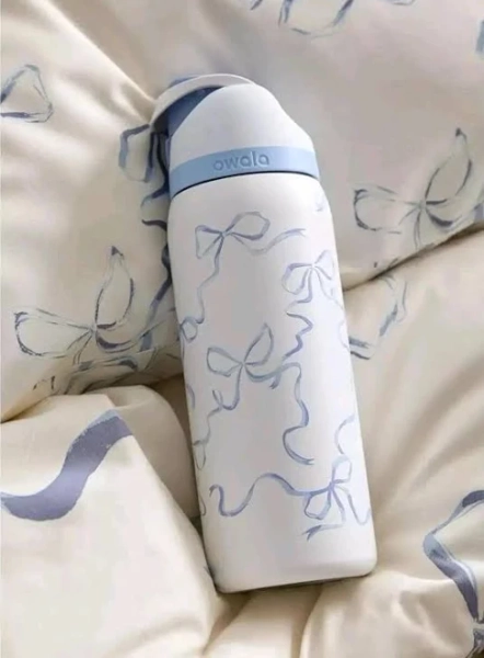 Owala Blue Bows 32 Oz Exclusive Stainless Water Bottle With Straw