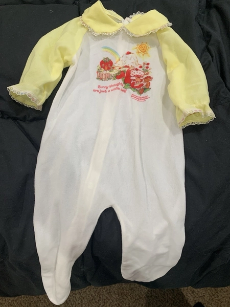 Vintage 1980’s Girl’s Size 0-3 Months Strawberry Shortcake Baby Jumpsuit 