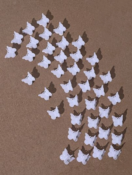 40 Pcs Girls White Mini Butterfly Hair Claw Clips, Cute Assorted Clips Claw,Small Hair Clips,Lovely White Hair Stuff Hair Accessories Set For Parties And Daily Use