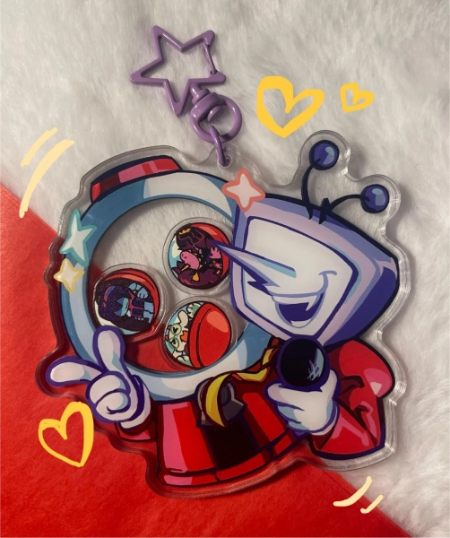 TENNA SHAKER CHARM