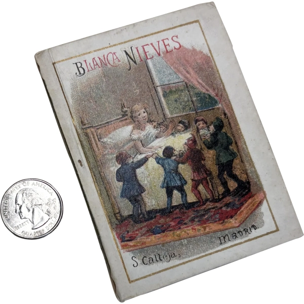Antique Miniature Doll Size Snow White Book en Espanol Blanca Nieves