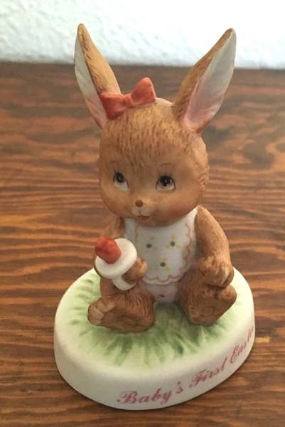 Lefton China Figurine # 04895 Baby's First Easter Bunny Rabbit Pacifier 1985 