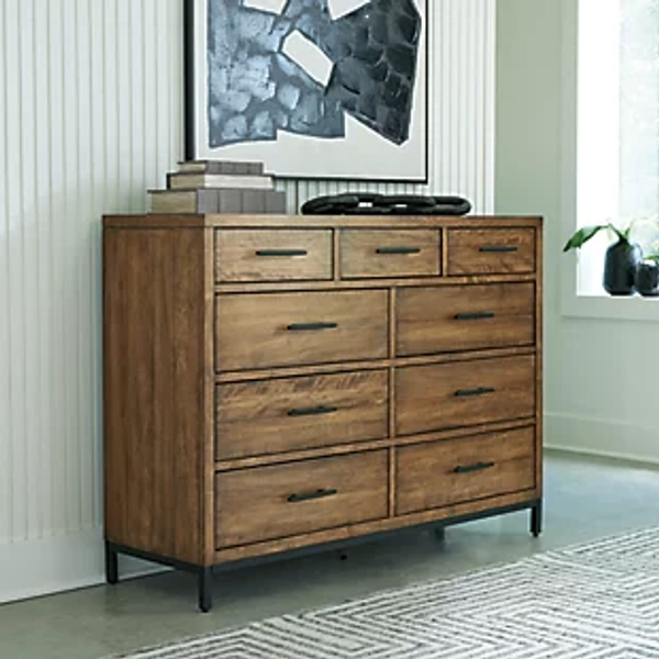 Steenlage 9 Drawer Dresser