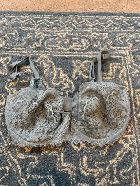 victoria’s secret dream angels demo unlined blue bra size 32DD
