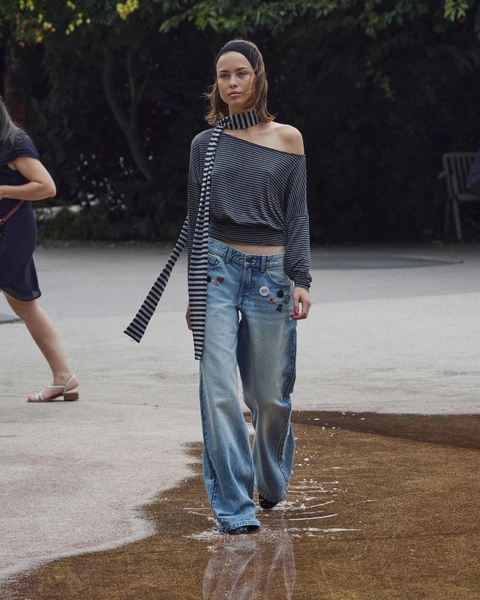 Boyfriend fit denim