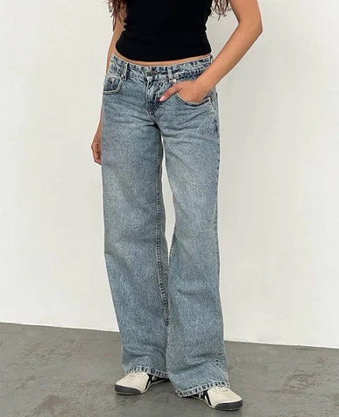 Vintage Blue Wash Low Rise Parallel Jeans