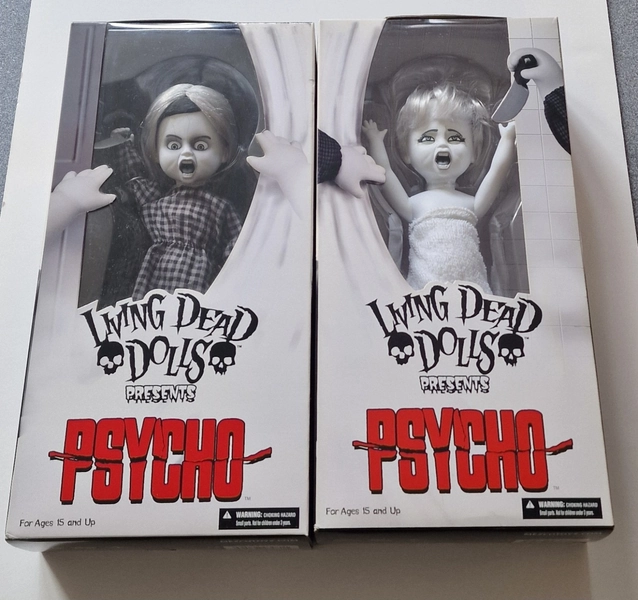 Living Dead Dolls Psycho Norman Bates Marion Mezco Universal Motel shower LDD