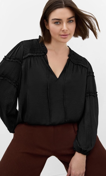 Drama Queen Long Sleeve Shirt - black
