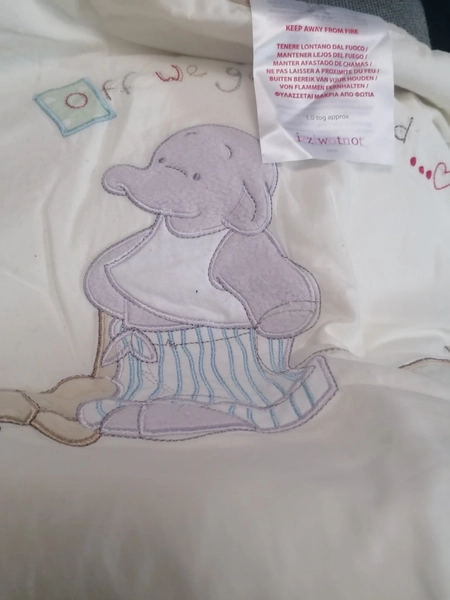 Izziwotnot Humphreys Bedtime Curtains &amp; coverlet - ex-display nursery bedding