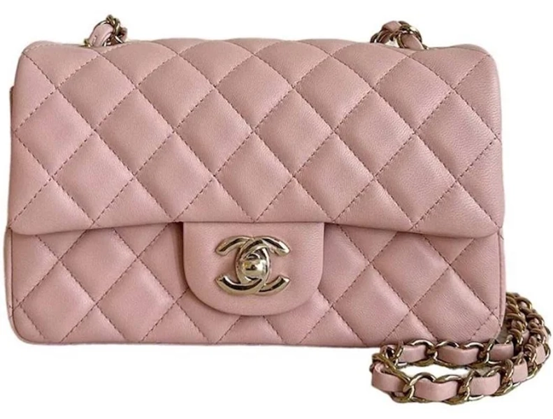 CHANEL Small Classic Flap Bag