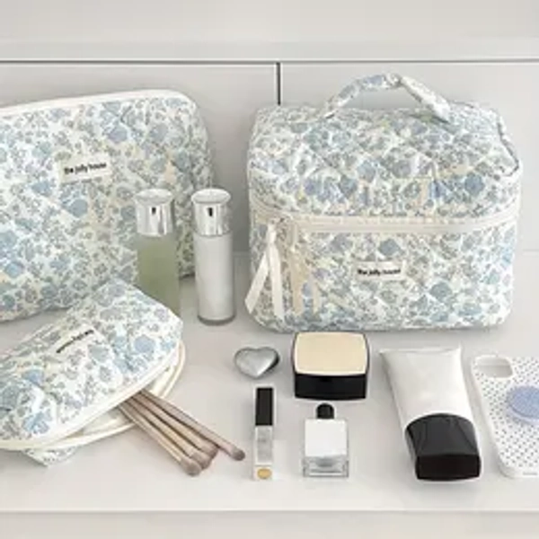 Floral Pattern Makeup Bag, Christmas Gift, Large Capacity Cosmetics Storage Bag, Portable Makeup Organizer for Makeup Brushes Foundation Concealer Skincare Products, Versatile Storage Bag for Travel, Gym, Office, Home, Makeup Products