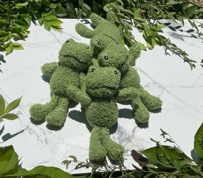 Cat toy frog kicker catnip toy