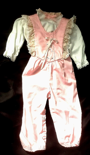 Vintage 1980s Doe-Spun Baby 2 Pc Long Sleeve Pale Pink Romper Laces 18 mo READ