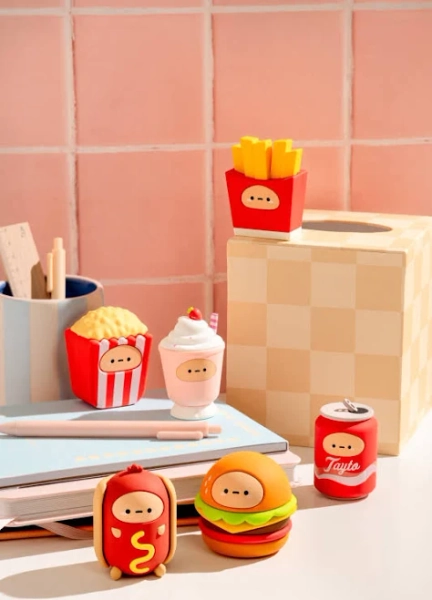 Master Toys & Novelties Smoko Tayto Diner Blind Box Figure