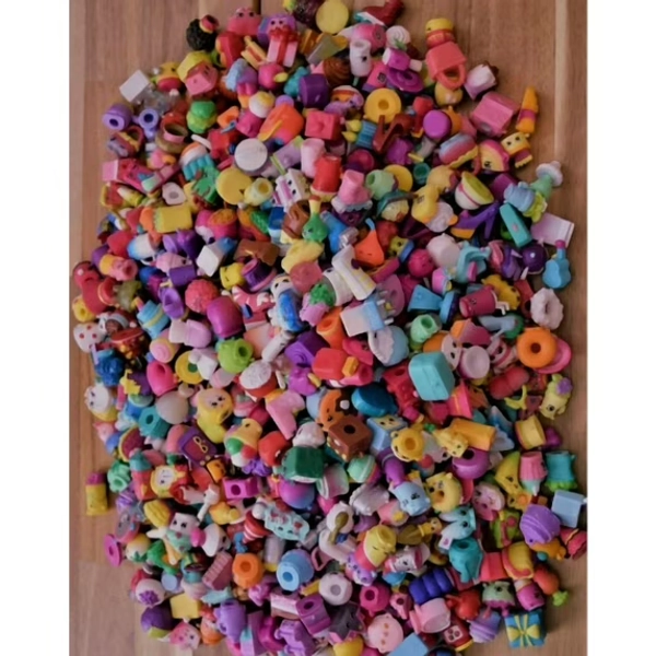 (50) Shopkins Lot with mixed selections from Seasons 1,2,3,4,5,6,7, 8,9