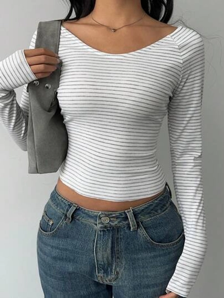 SHEIN BASICS Casual Knitted Striped Crew Neck Long Sleeve Fitted Cropped Women Top