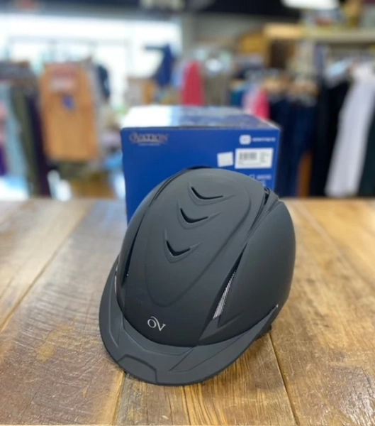 Ovation Black Deluxe Schooler Helmet