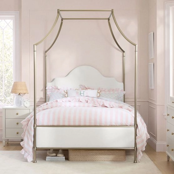 Charlotte Canopy Bed