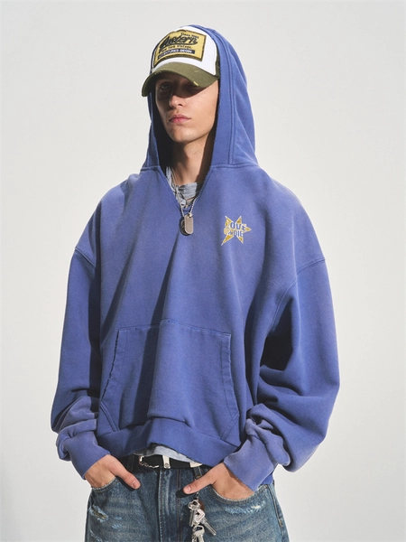STAR PRINTED CUT HOODIE