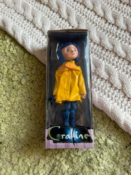 NECA Coraline Figure