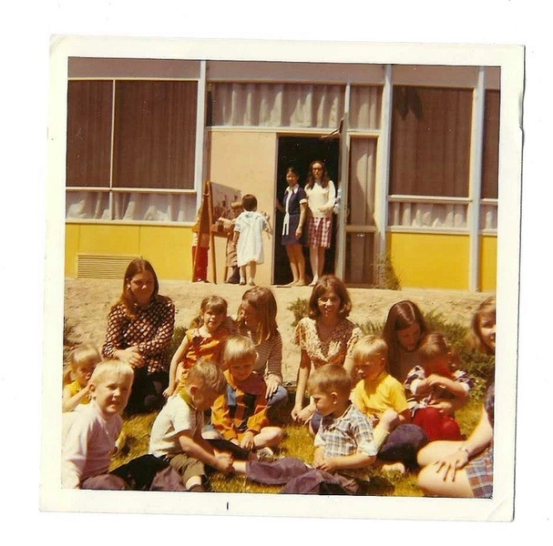 VTG Color Snapshot Photo 60's 70's Fashion School Exterior Children Playing