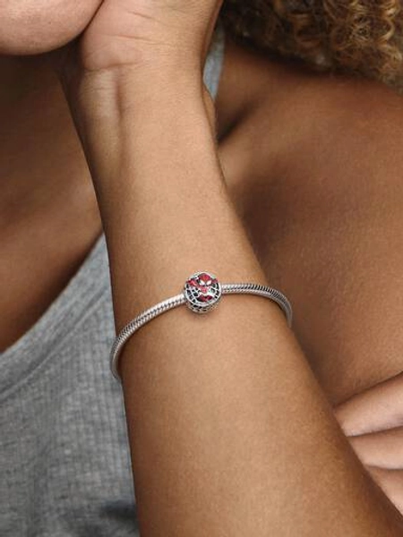 FINAL SALE - Marvel Spider-Man Soaring City Charm | Pendant | Sterling silver | Pandora US
