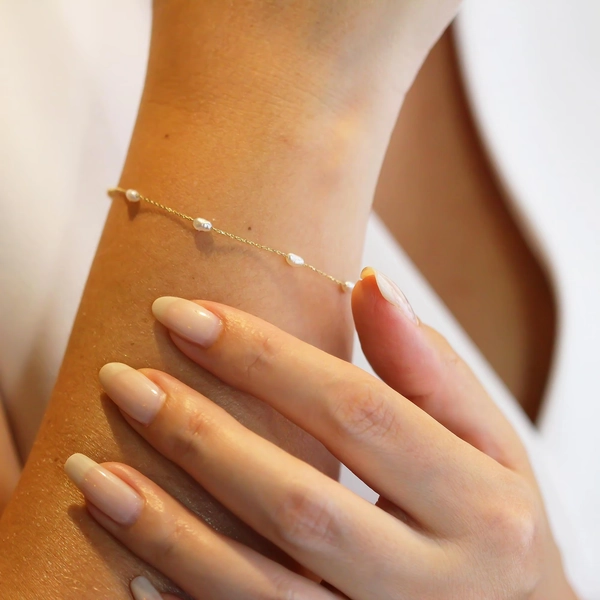 14K Solid Gold Pearl Bracelet , Dainty Bridal Jewelry