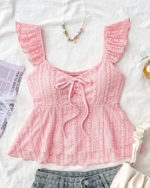 SHEIN Teenage Girls' Lace Trim Slim Fit Ruffled Hem Sweetheart Neck T-Shirt