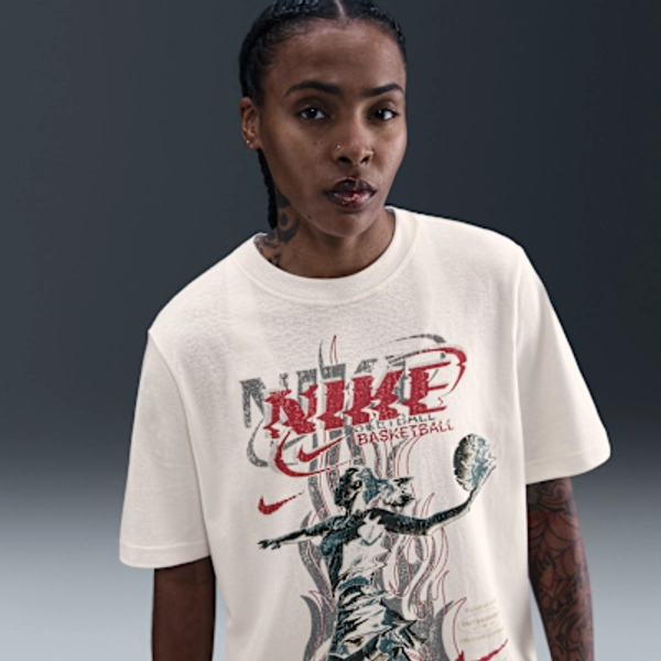 Nike Sportswear Essentials Women's Loose T-Shirt