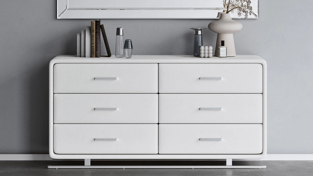 Vetro Accent Chest - White