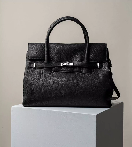 BELLECOUR 617 BUBBLE NOIR <br> Black Sheep leather
