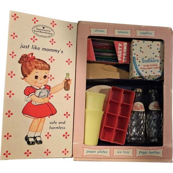 Vintage 1958 My Merry "Dolly's Party Closet" Toy All Original