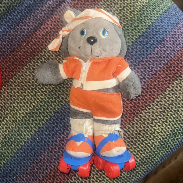 Vintage 1980’s Get Along Gang Zipper The Cat Plush Toy With Scates  Complete